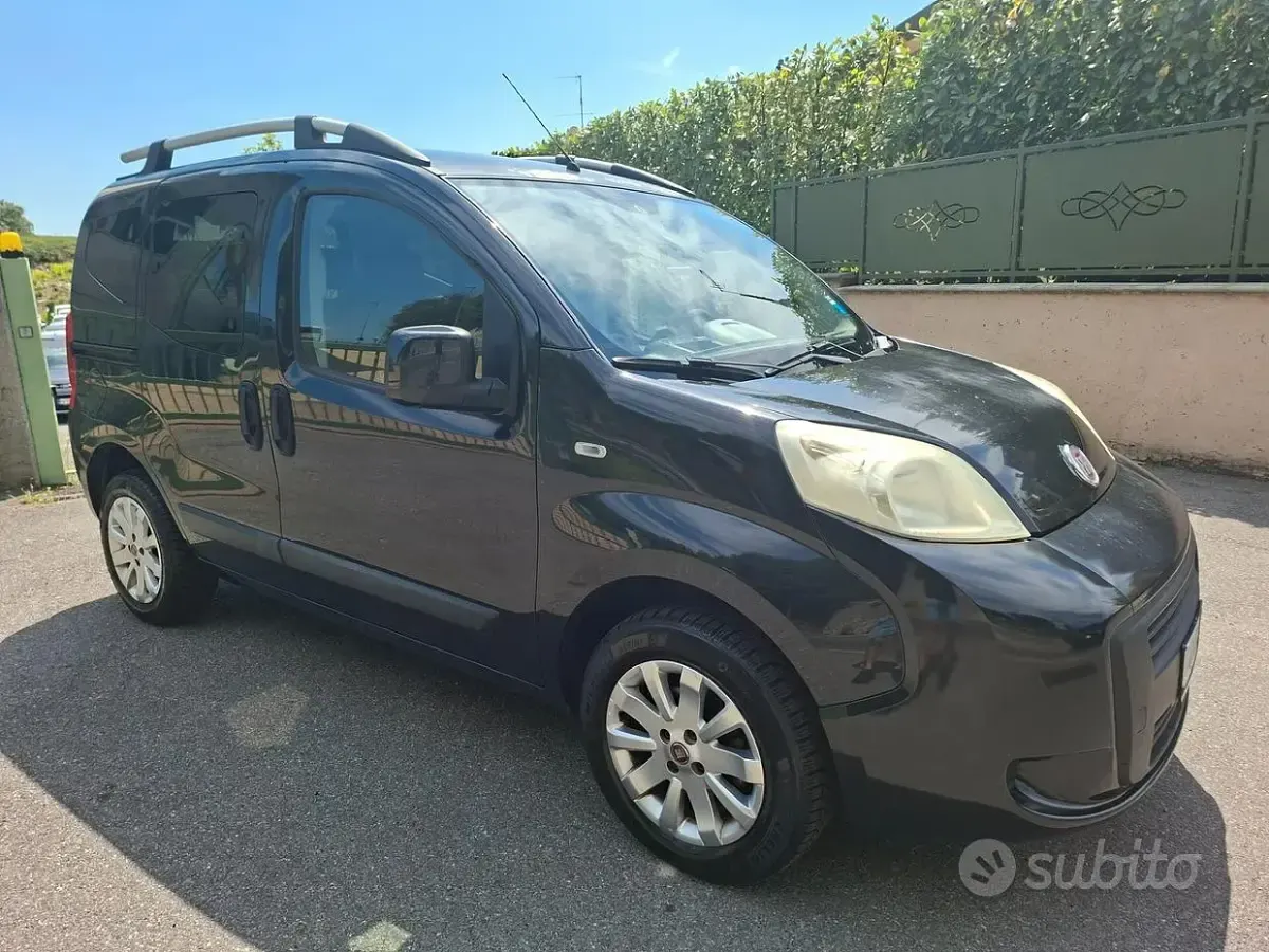 Usata Fiat Qubo Active 77 CV (56 kW) 2015 Nero Monovolume