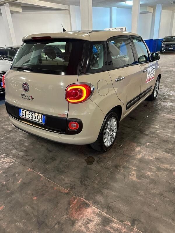 Usata Fiat 500L Lounge 120 CV (88 kW) 2014 Beige Monovolume