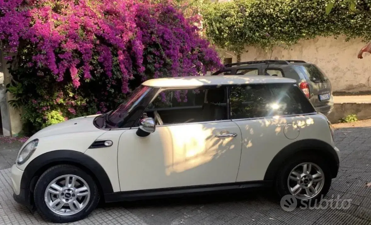 Usata Mini ONE 98 CV (72 kW) 2011 Giallo Utilitaria