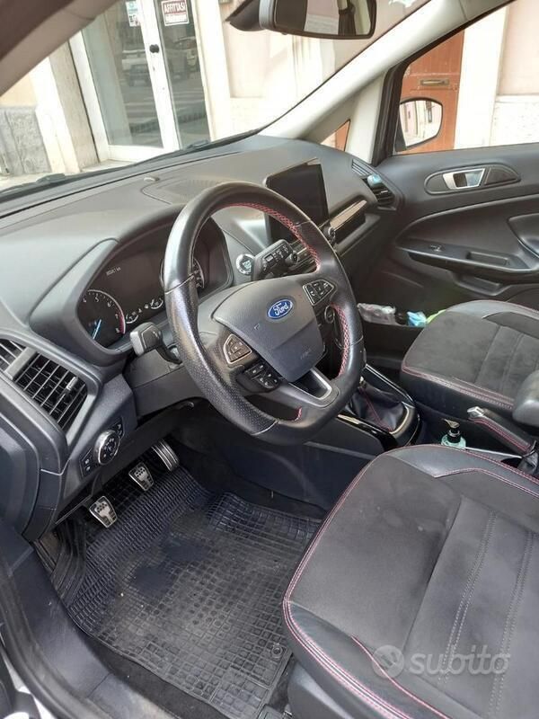 Usata Ford Ecosport ST-Line 125 CV (91 kW) 2018 Grigio SUV