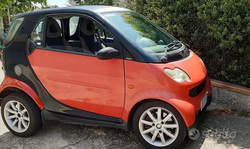 Usata Smart ForTwo Cabrio 2004 Rosso Cabrio