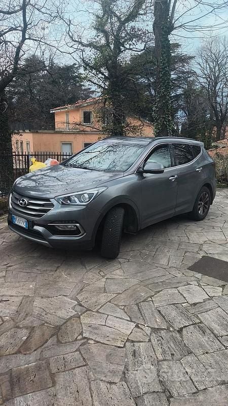Usata Hyundai Santa Fe 150 CV (110 kW) 2016 Grigio SUV