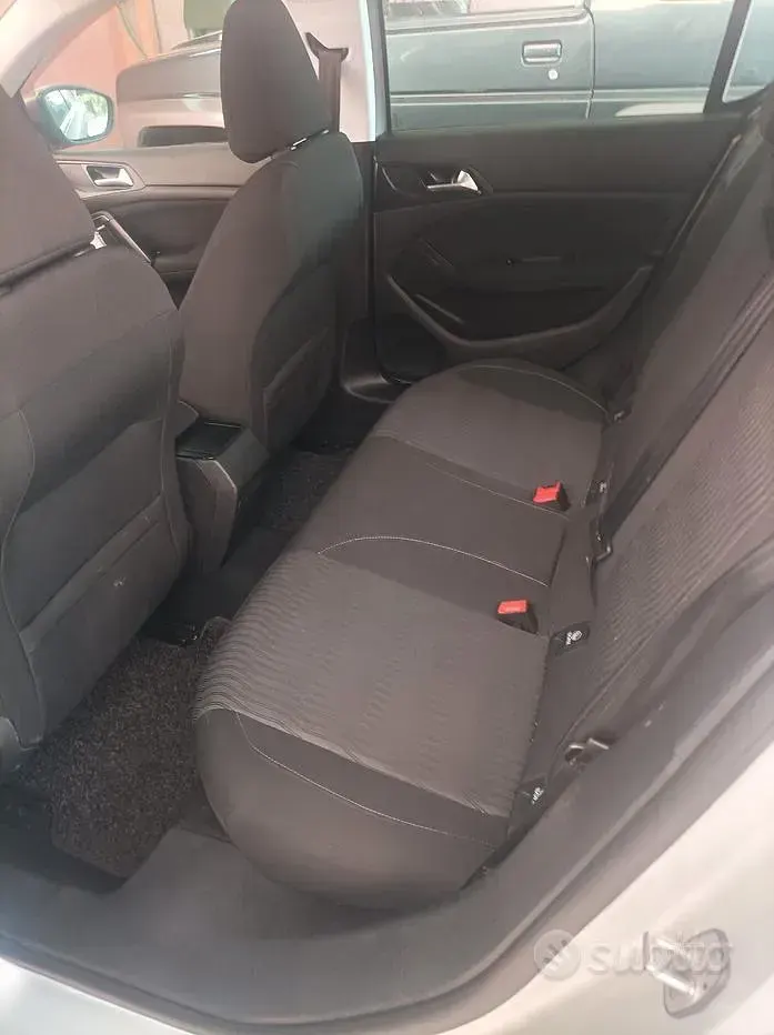 Usata Peugeot 308 150 CV (110 kW) 2014 Grigio Berlina