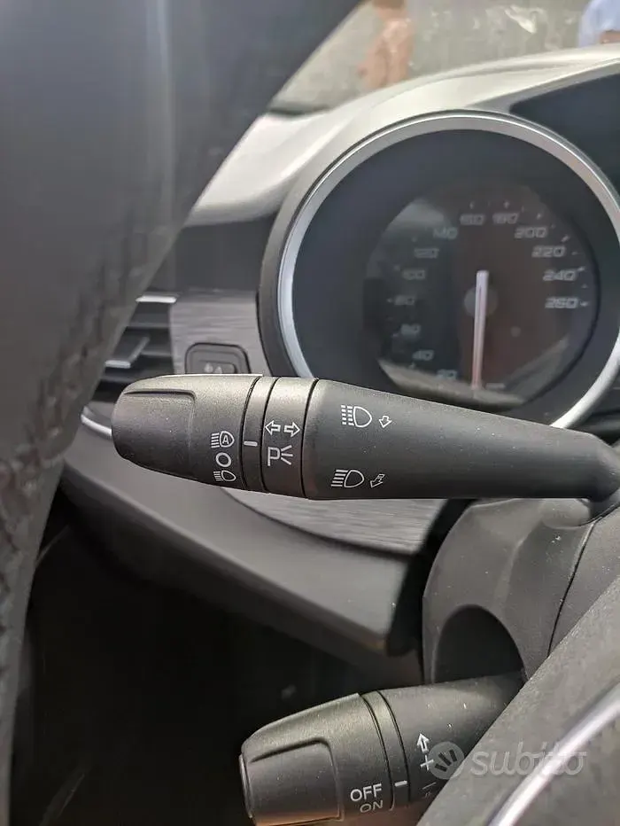 Usata Alfa Romeo Giulietta 120 CV (88 kW) 2021 Bianco Berlina
