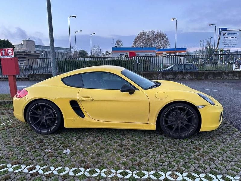 Giallo Usata 2013 Porsche Cayman Coupé | 41.981 € (Buon prezzo) - Immagine 1/4