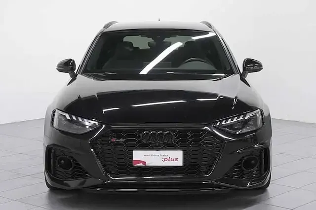 Usata Audi RS4 Ambiente 450 CV (330 kW) 2022 Nero Station wagon