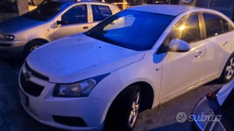 Usata Chevrolet Cruze 113 CV (83 kW) 2010 Bianco Berlina