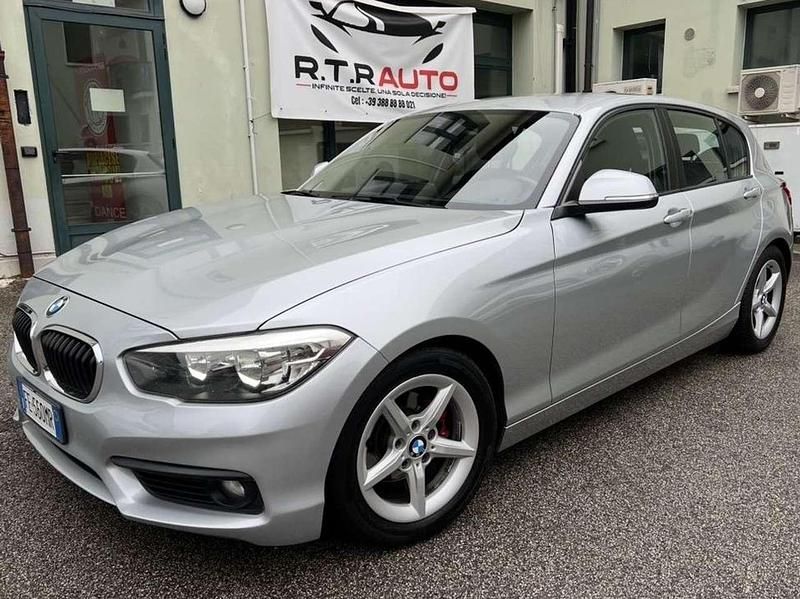 Usata BMW 116 Sport Line 116 CV (85 kW) 2016 Argento Utilitaria