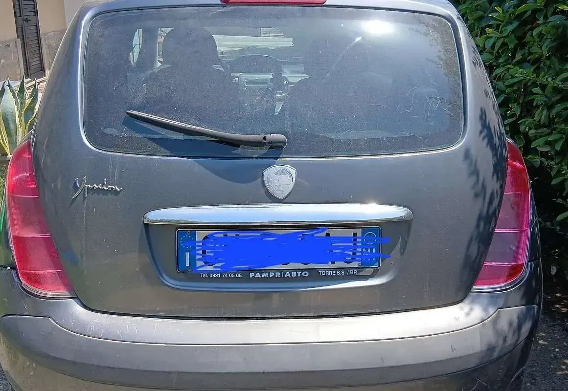 Usata Lancia Ypsilon 95 CV (69 kW) 2005 Utilitaria