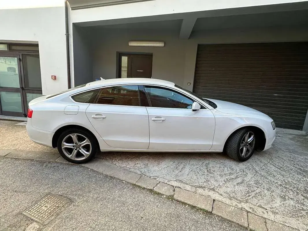 Usata Audi A5 Sportback Business 177 CV (130 kW) 2014 Bianco Utilitaria