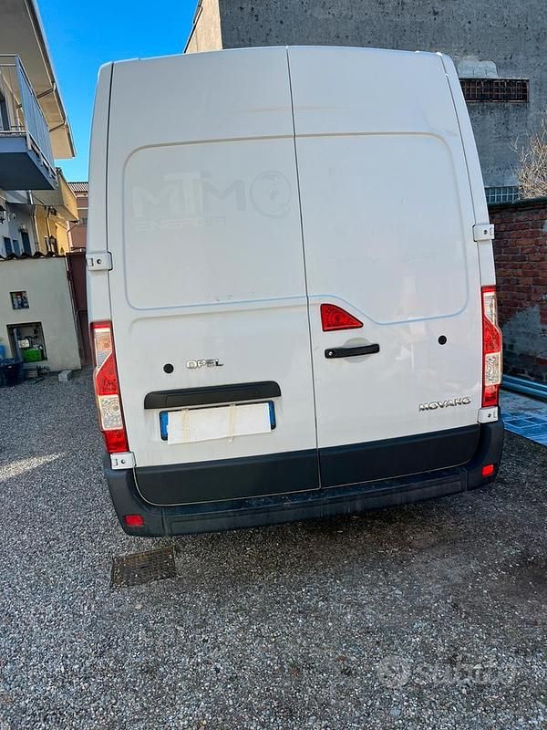 Usata Opel Movano 101 CV (74 kW) 2013 Monovolume