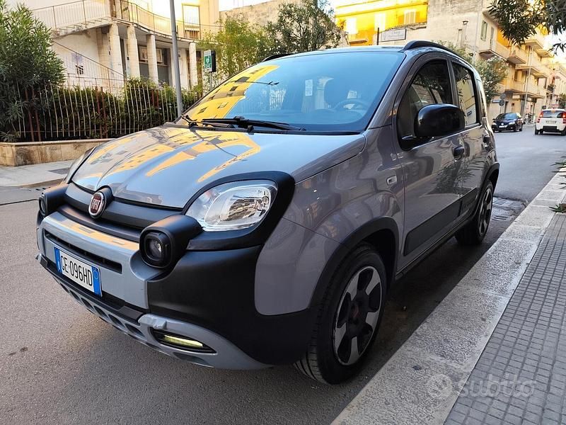 Usata Fiat Panda Cross Cross 69 CV (50 kW) 2021 Blu Utilitaria