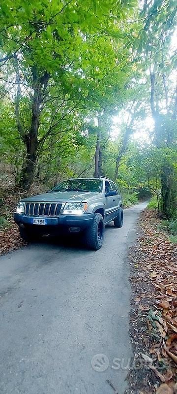 Grigio Usata 2002 Jeep Grand Cherokee SUV | 5500 € (Buon prezzo) - Immagine 1/4