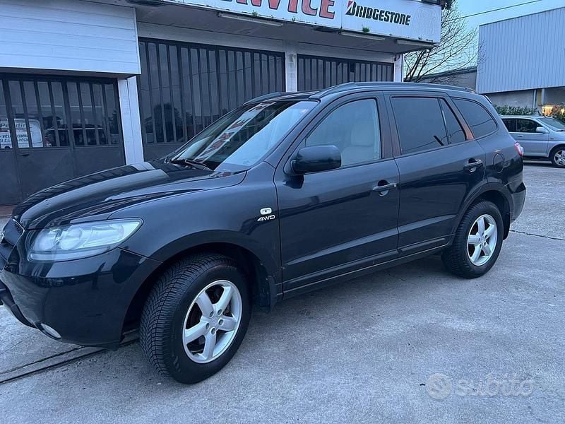Usata Hyundai Santa Fe 155 CV (114 kW) 2009 Nero SUV