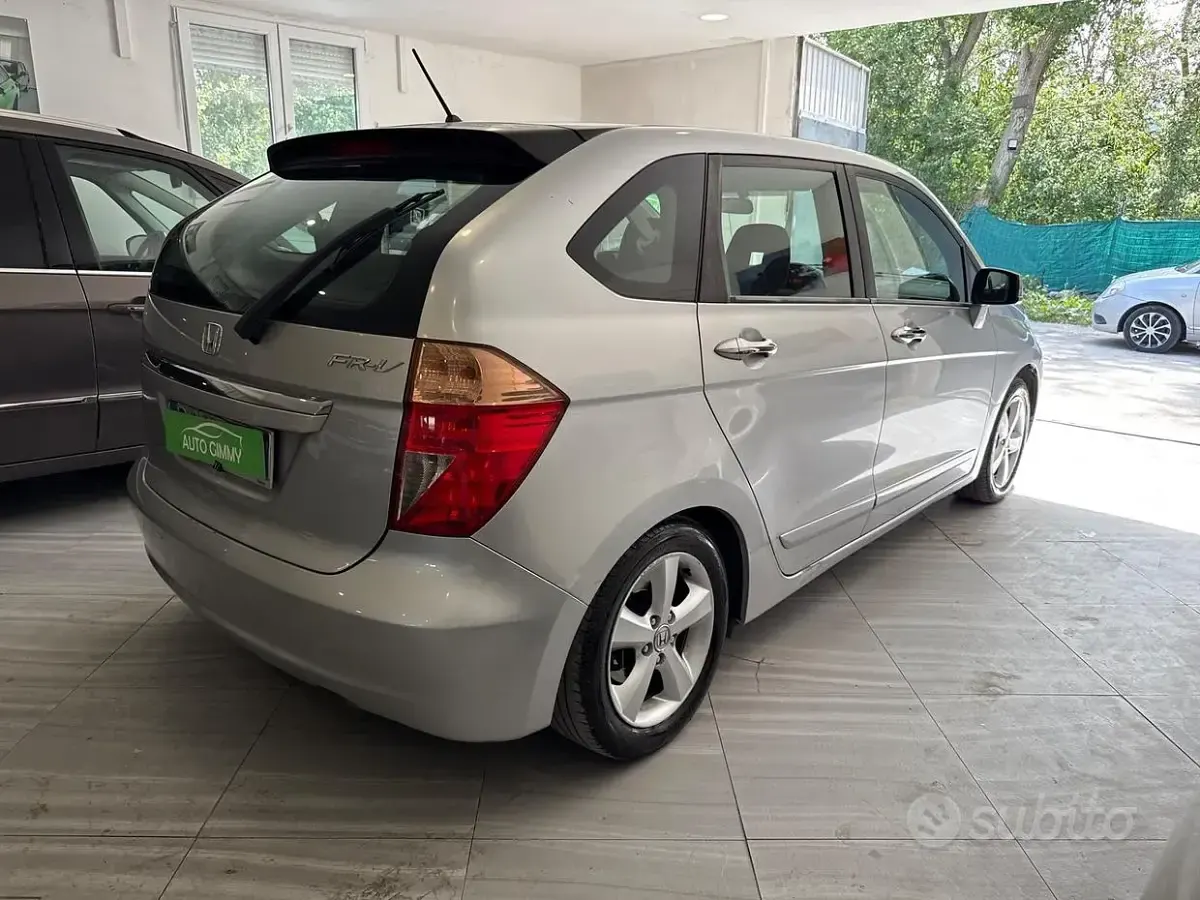 Usata Honda FR-V 140 CV (102 kW) 2008 Grigio Monovolume