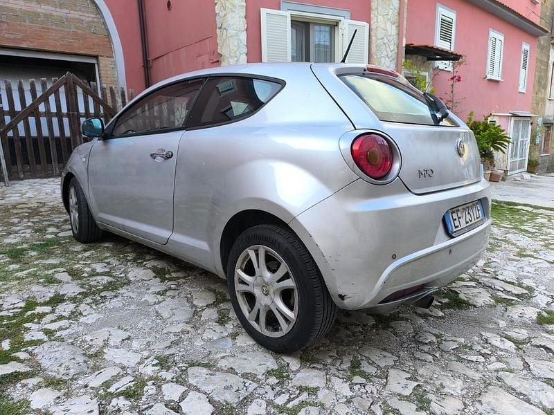 Second-hand Alfa Romeo MiTo 90 CP (66 kW) 2011 Hatchback