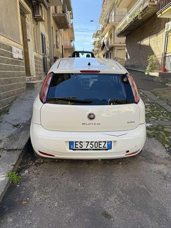 Usata Fiat Grande Punto S 75 CV (55 kW) 2013 Utilitaria