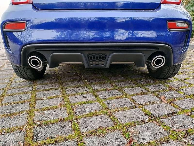 Usata Abarth 595 70th Anniversary 145 CV (106 kW) 2019 Blu/azzurro Utilitaria