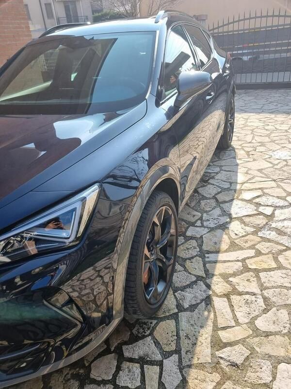 Usata 2023 Cupra Formentor SUV | 38.900 € (Molto cara) - Immagine 1/4