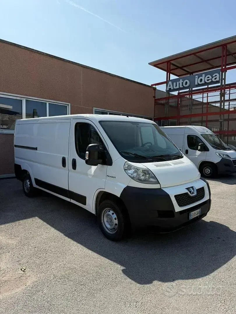 Usata Peugeot Boxer Comfort 120 CV (88 kW) 2010 Bianco Furgone