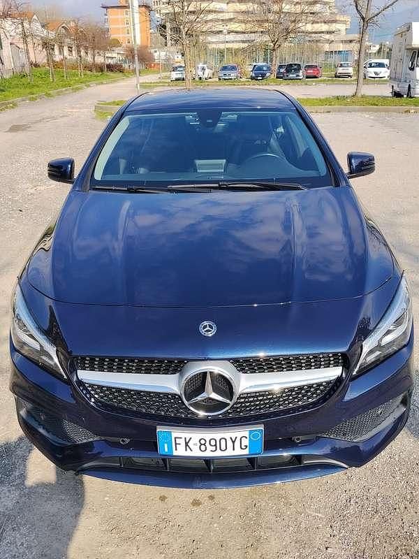 Usata Mercedes CLA180 Executive 109 CV (80 kW) 2017 Blu Berlina
