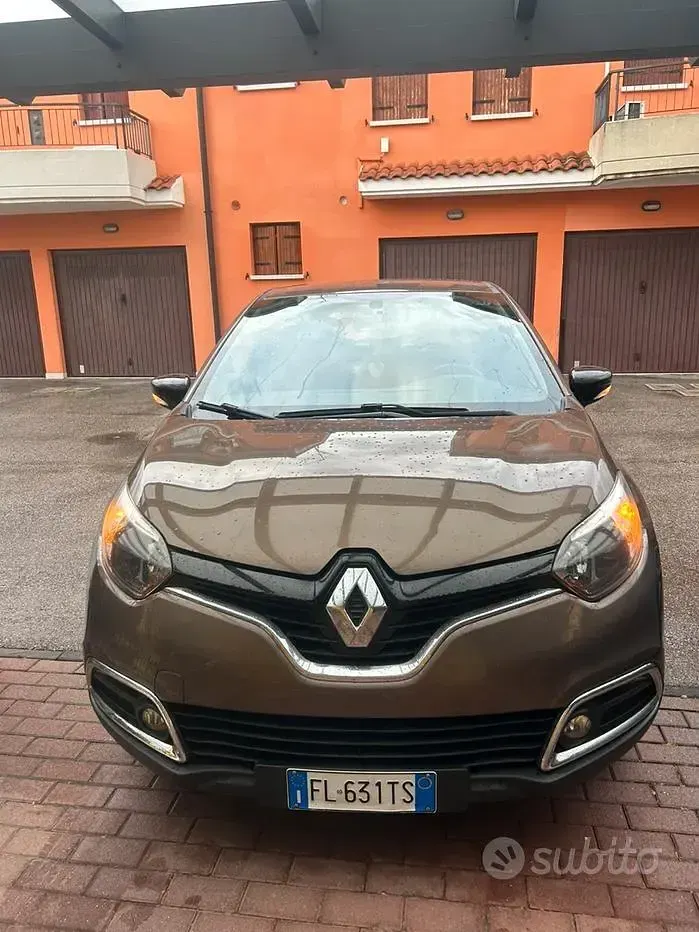 Usata Renault Captur 2015 Marrone SUV