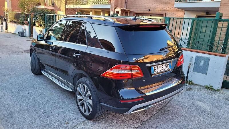 Usata Mercedes ML250 Premium 204 CV (150 kW) 2015 Nero SUV