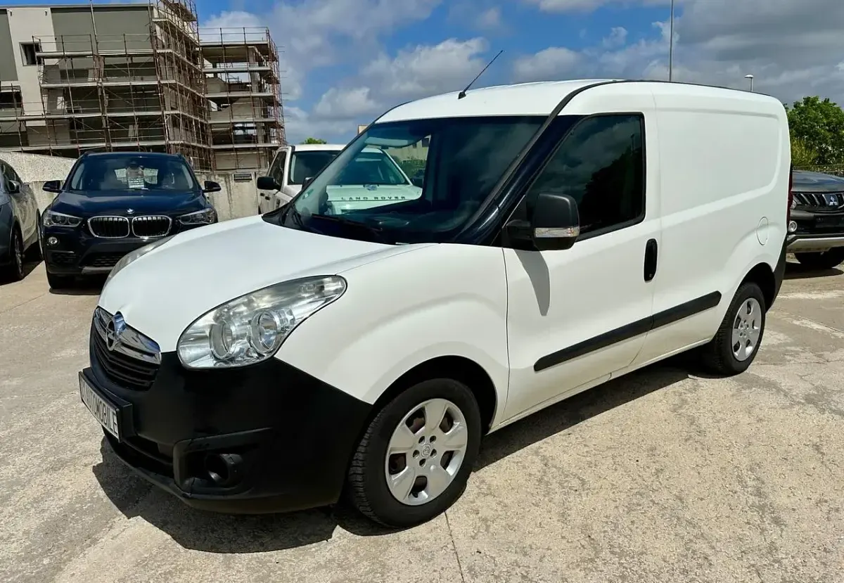 Usata Opel Combo 95 CV (69 kW) 2016 Bianco Monovolume
