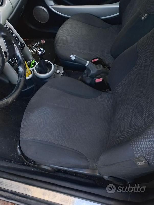 Occasion Mini Cooper 2004 Gris Citadine
