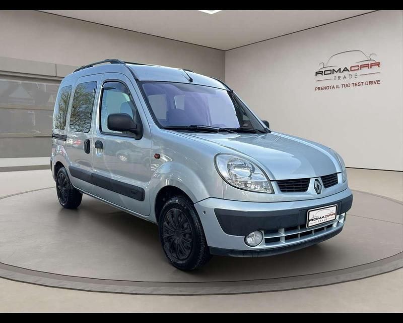 Usado Renault Kangoo Expression 75 CV (55 kW) 2003 Plateado Monovolumen