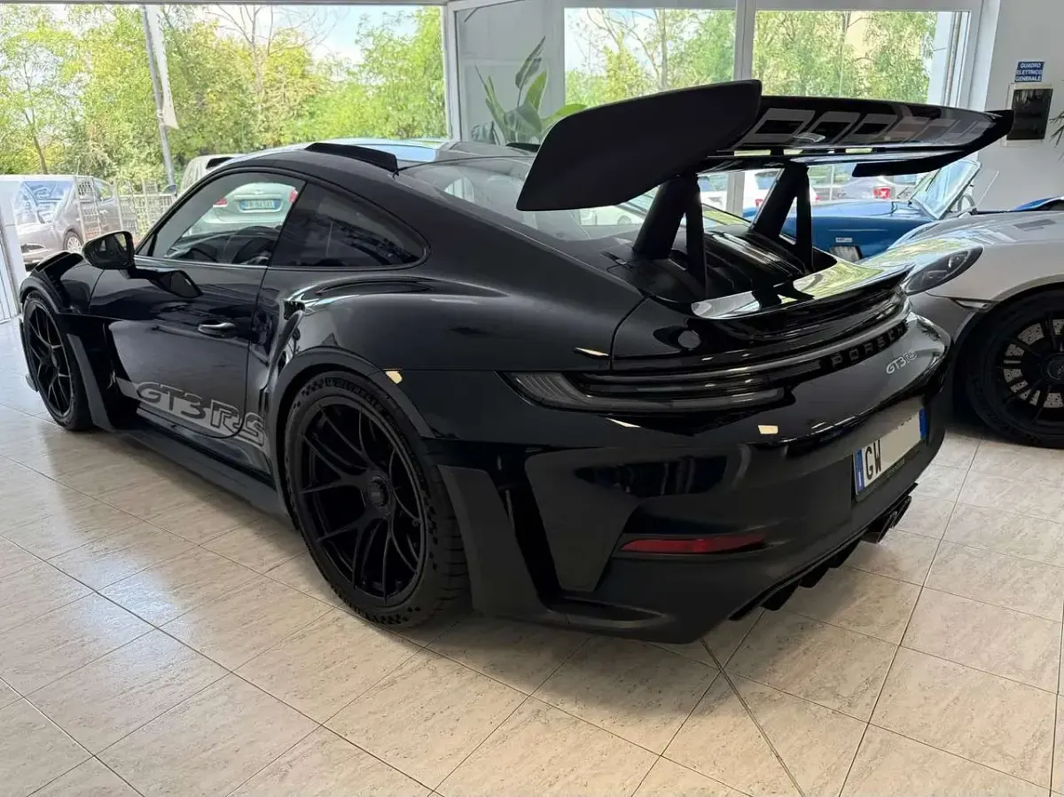 Usata Porsche 911 GT3 RS 525 CV (386 kW) 2024 Nero Coupé