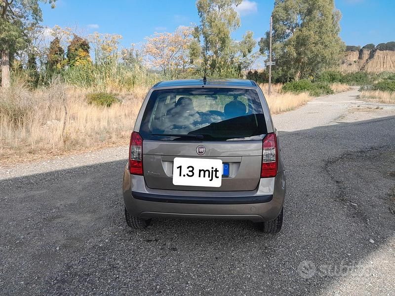 Usata Fiat Idea 90 CV (66 kW) 2009 Marrone Monovolume