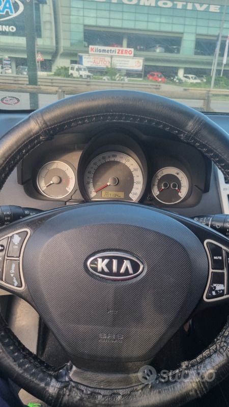 Usata Kia Ceed 115 CV (84 kW) 2007 Nero Utilitaria
