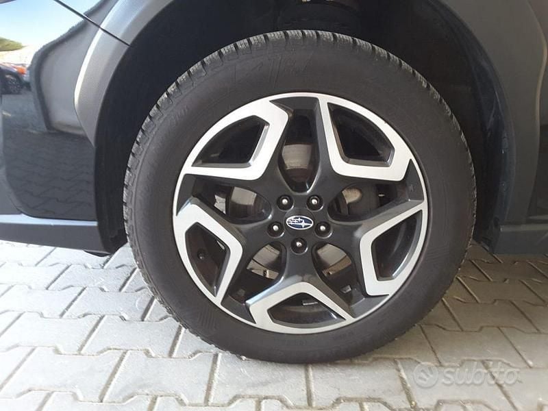Usata Subaru XV Premium 150 CV (110 kW) 2020 Crystal black met SUV