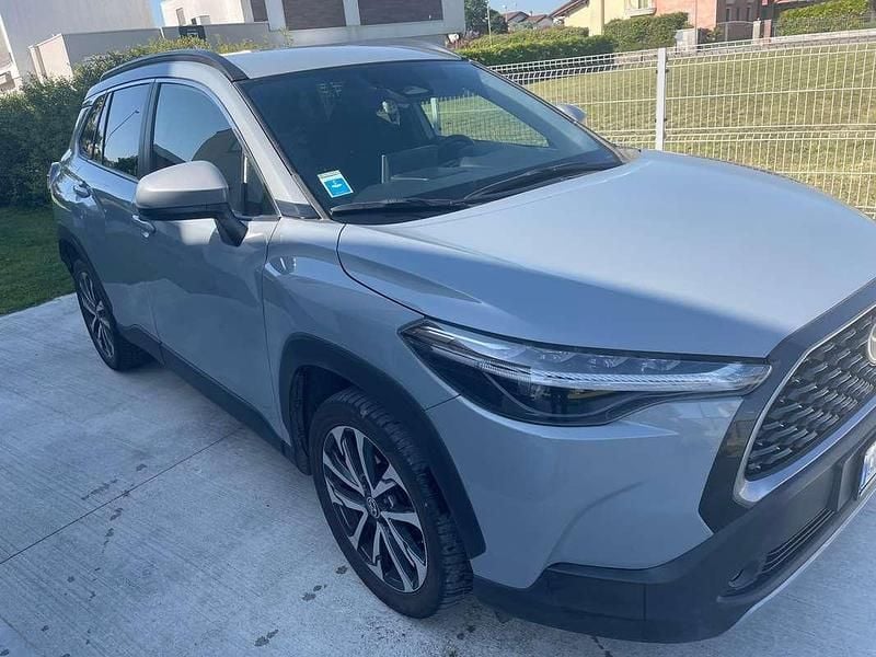 Second-hand Toyota Corolla Trend 152 CP (111 kW) 2023 Gri SUV
