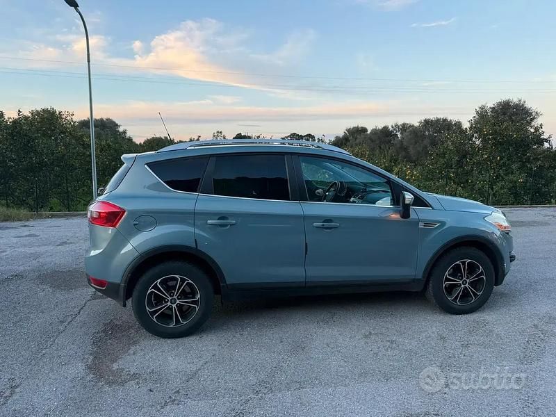 Usata Ford Kuga Titanium 136 CV (100 kW) 2009 SUV