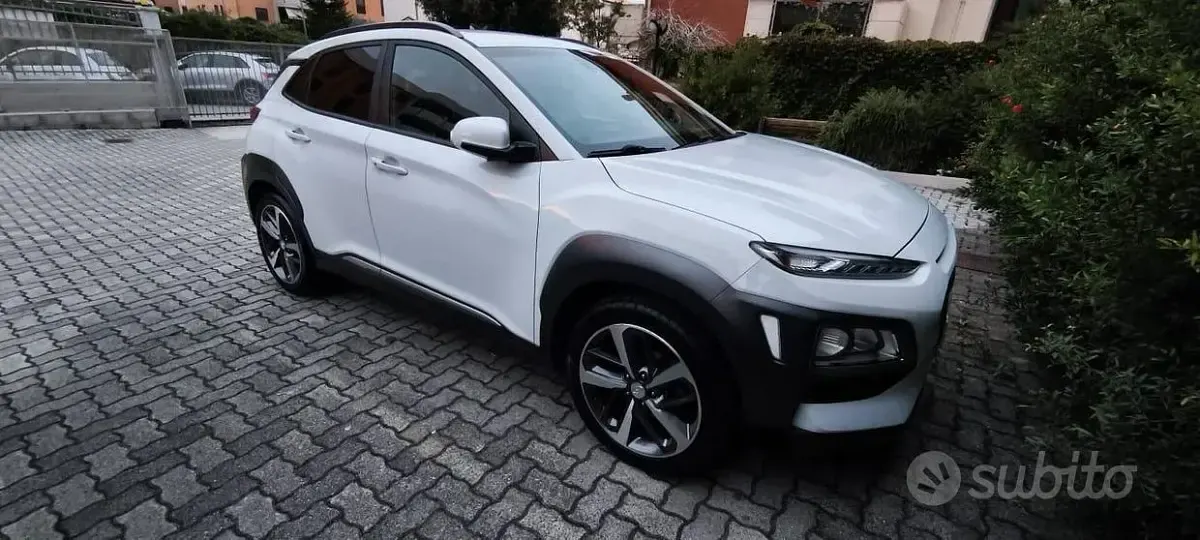 Usata Hyundai Kona 120 CV (88 kW) 2019 Bianco SUV