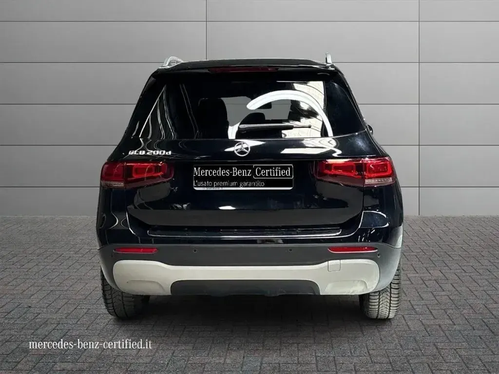 Usata Mercedes GLB200 Business 150 CV (110 kW) 2023 Nero notte SUV