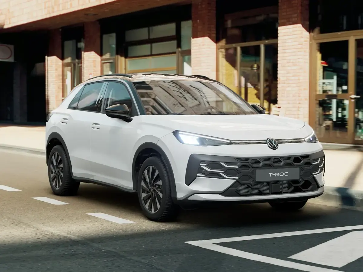 Nuova VW T-Roc Life 115 CV (84 kW) 2026 Pure white nero SUV
