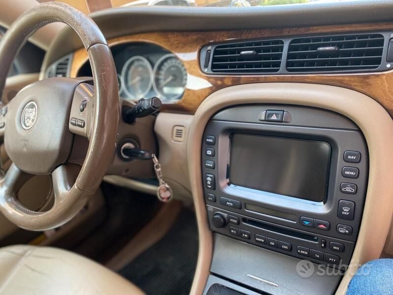 Usata Jaguar X-type Executive 131 CV (96 kW) 2004 Nero Berlina