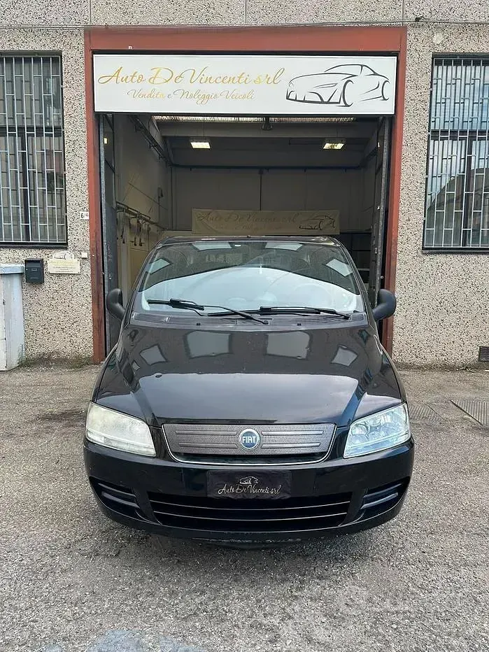 Usata Fiat Multipla Active 103 CV (75 kW) 2007 Nero Monovolume