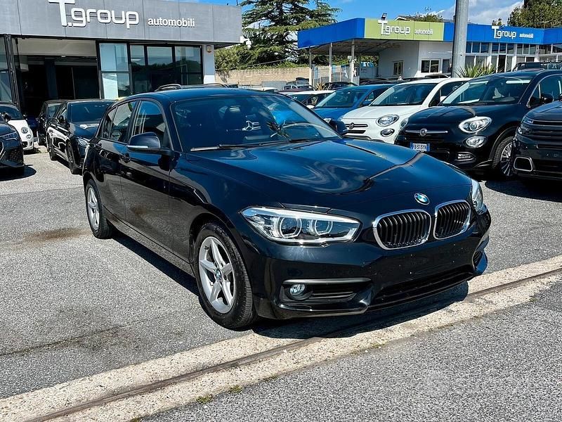Usata BMW 118 Sport Line 150 CV (110 kW) 2015 Nero Utilitaria