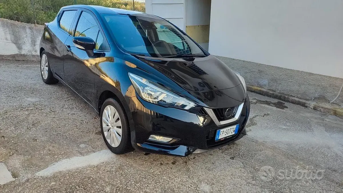 Usata Nissan Micra Visia 71 CV (52 kW) 2018 Nero Utilitaria