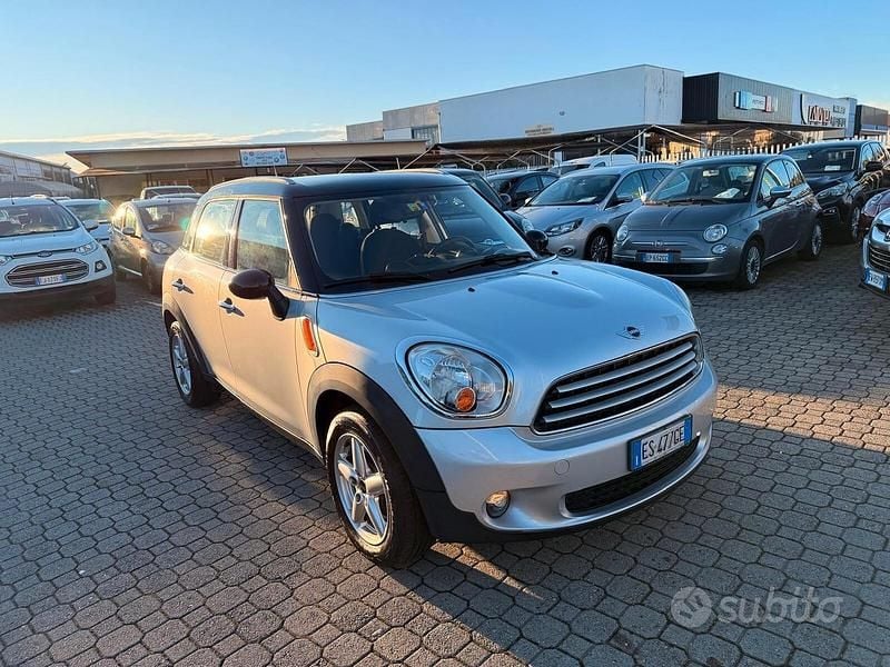 Grigio Usata 2013 Mini Cooper Countryman SUV | 7900 € (Buon prezzo) - Immagine 1/4