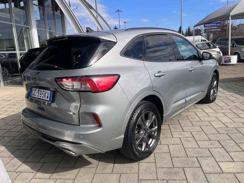 Usata Ford Kuga ST-Line 150 CV (110 kW) 2020 Grigio SUV