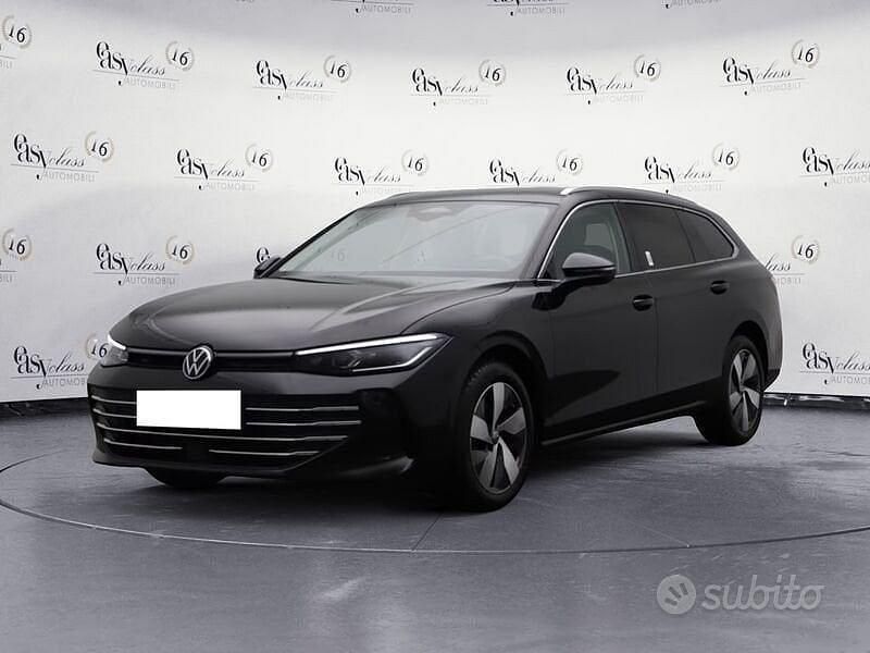Usata VW Passat Business 150 CV (110 kW) 2025 Nero Station wagon