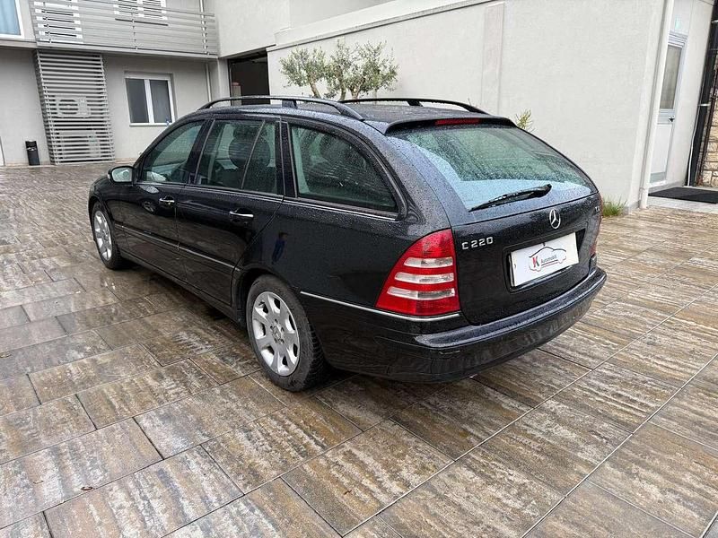 Gebraucht Mercedes C220 Elegance 150 PS (110 kW) 2006 Schwarz Kombi