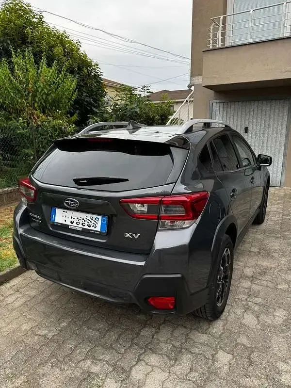 Usata Subaru XV Style 114 CV (83 kW) 2021 Grigio SUV