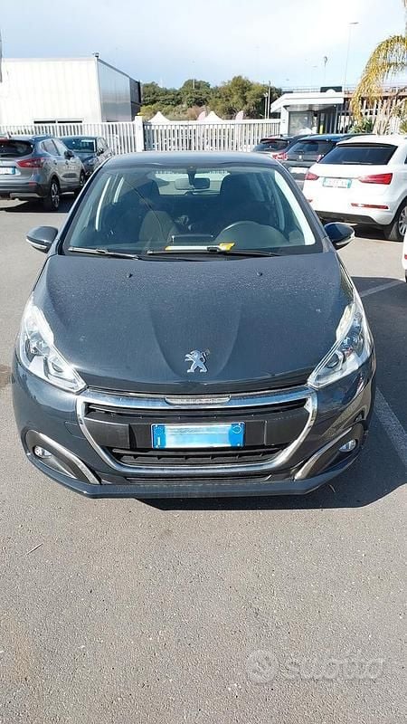 Usata Peugeot 208 82 CV (60 kW) 2017 Blu Utilitaria