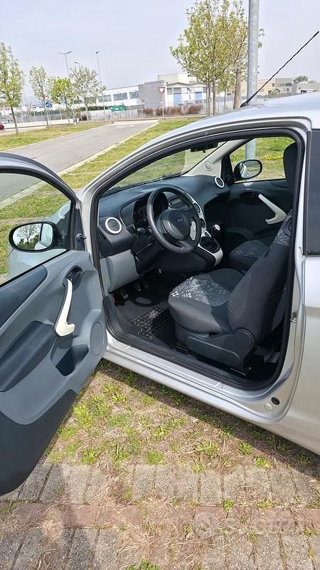 Usata Ford Ka S 69 CV (50 kW) 2013 Grigio Utilitaria